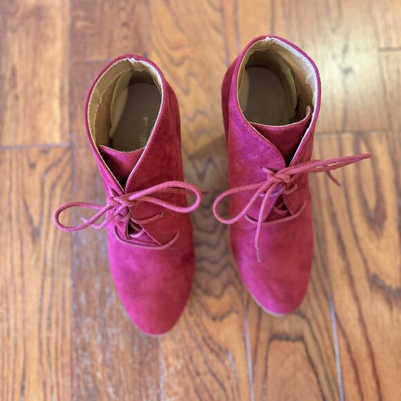 Maurice Daphne Faux Suede Heeled Ankle Bootie Women's Shoes 7.5 Boho Burgundy - Picture 3 of 13